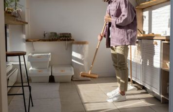 Trucos para limpiar el suelo de casa y que no salgan pelusas