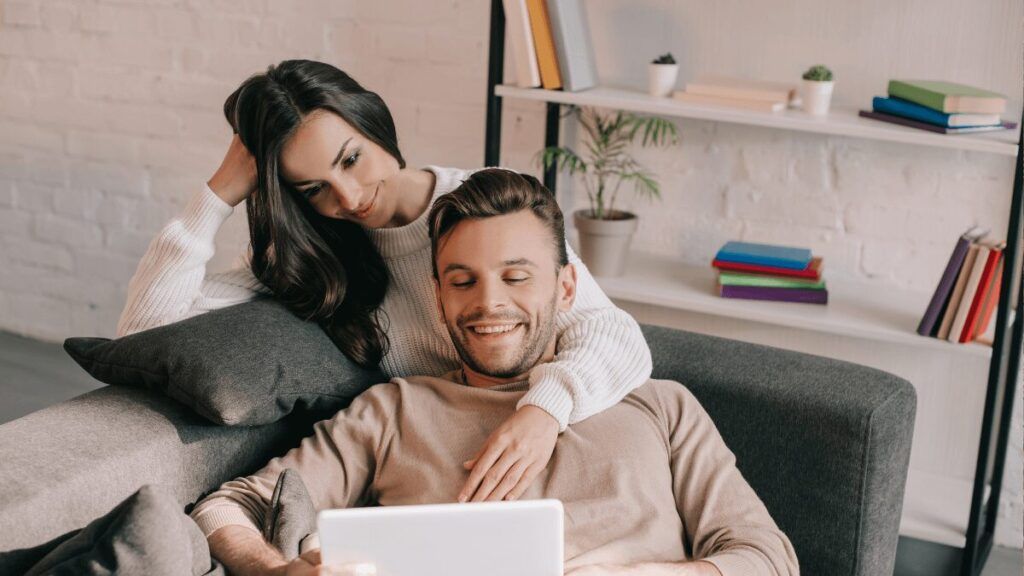 Experiencia Phygital: ¿Qué es y cómo la emplean las tiendas?