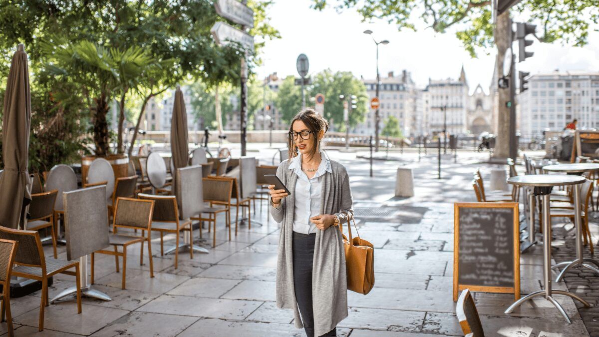 Cómo son los barrios donde viven los solteros y las solteras en España