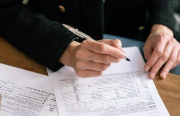 ¿Sabes quién paga qué en una compraventa de vivienda? Haz el test