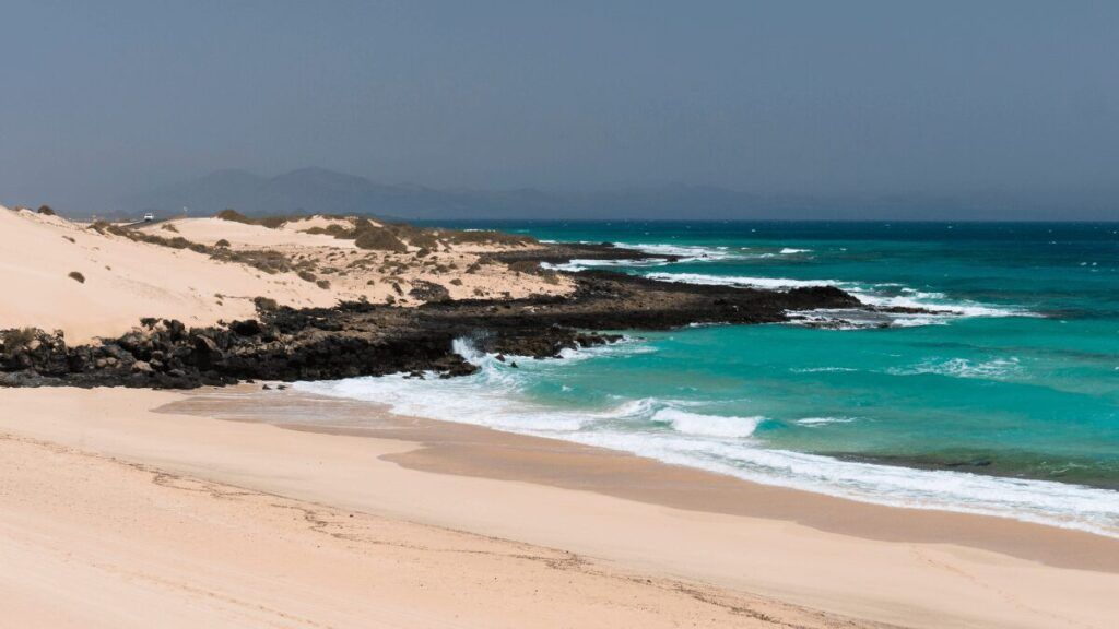 Vivir en Valverde: uno de los pueblos con más encanto de España, donde siempre es verano