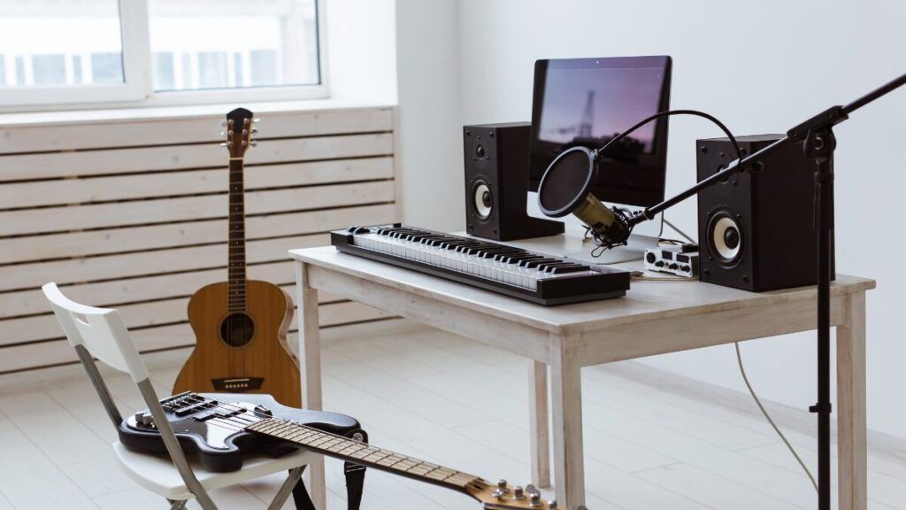 Qué hacer si tenemos vecinos molestos