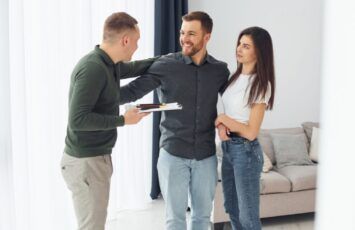 ¿Qué debes saber para alquilar un piso a otro inquilino?