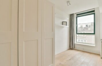 ¿Puede la comunidad obligarme a cambiar las ventanas?