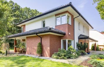 ¿Cómo puedo verificar si el inmueble que quiero comprar tiene cargas?