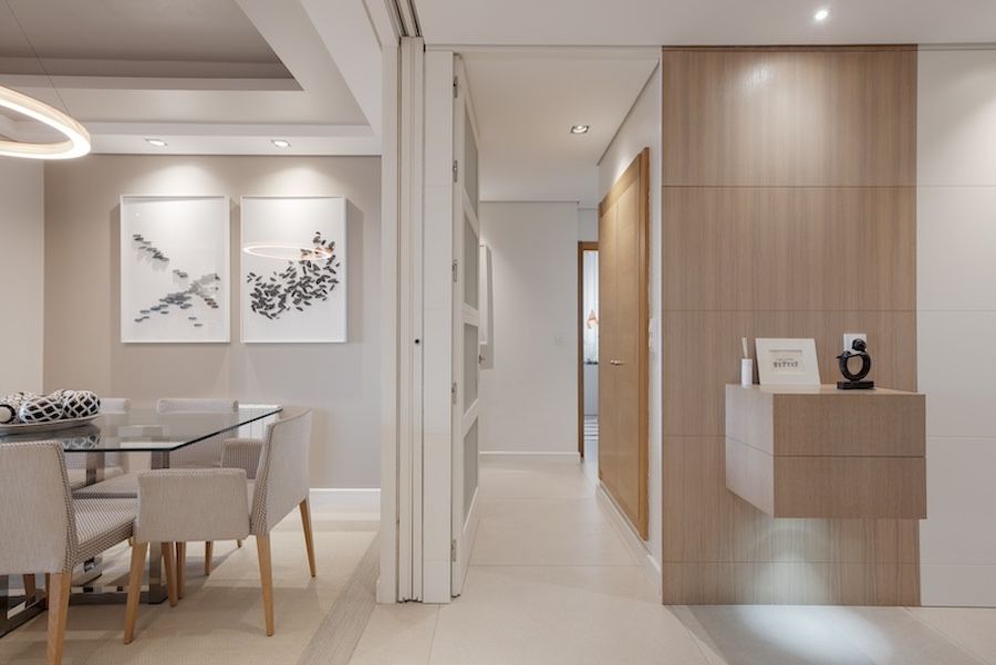 Entrada y salón Piso en los bermejales (Sevilla)