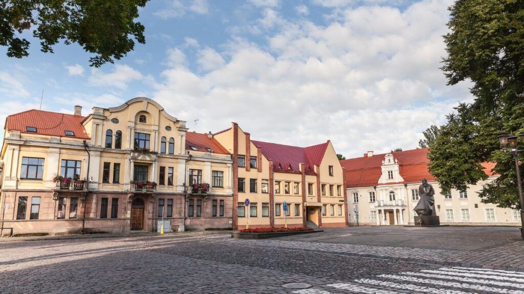 Qué impuestos hay que pagar al vender una vivienda declarada bien de interés