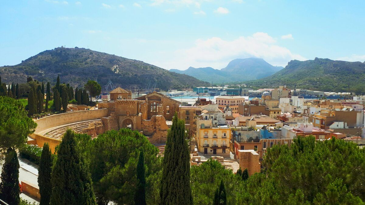 Vivir en Cartagena: barrios con encanto y vida junto al mar