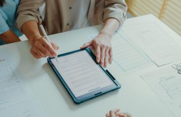 Si el contrato finaliza y el propietario no ha avisado que no desea renovar, ¿se renueva automáticamente?