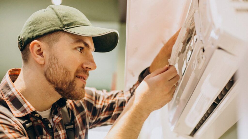 Cómo preparar el aire acondicionado para el verano sin errores