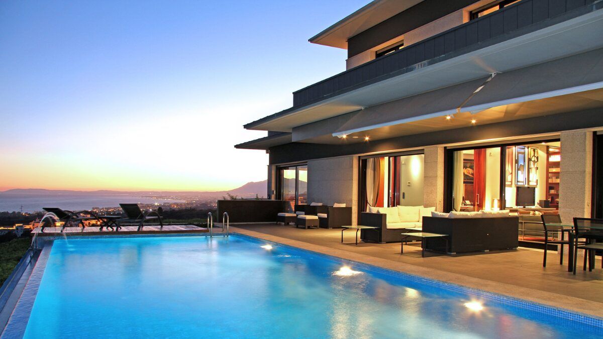 Chalet en Alto de los Monteros, una villa con alma en Marbella Este