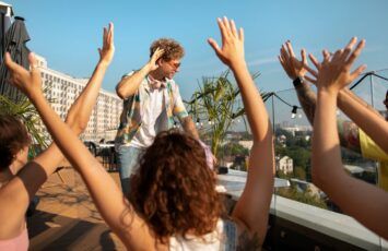 ¿Se pueden reservar las zonas comunes para fiestas privadas?