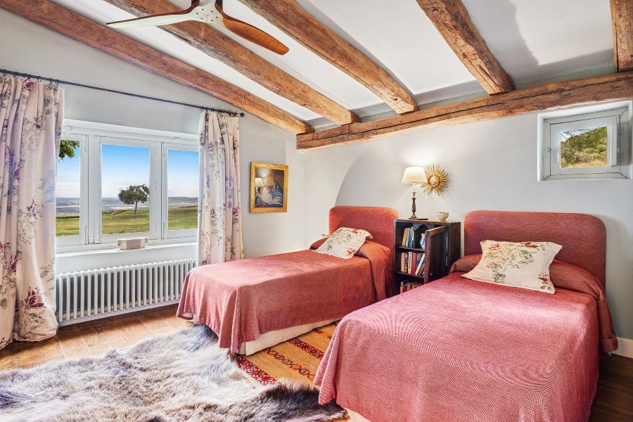 Habitaciones finca zarza capilla