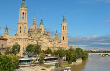 El refugio rentable: invertir en casas de pueblo y fincas rurales en Zaragoza